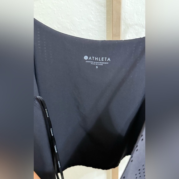 Athleta FWS Perforated Cami – Size Small – - Picture 5 of 5